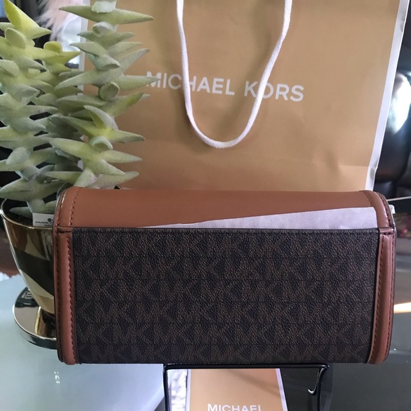 MICHAEL KORS FULTON wallet - Picture 6 of 6